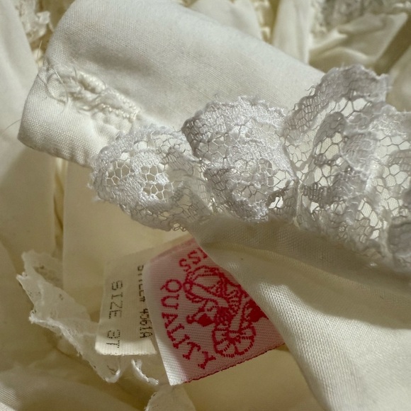 Vintage Miss Quality Ivory Lace & Ruffles Full Circle Pageant Party Dress - Picture 9 of 9